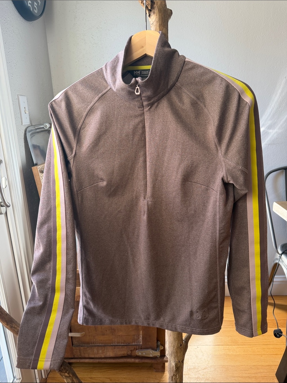Helly Hansen Lightweight Quarter-Zip. Excellent condition. S